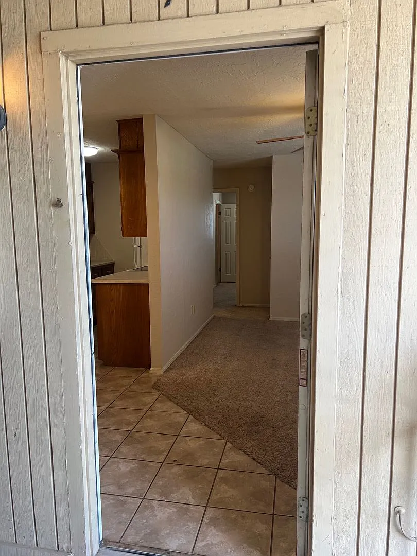 Building Photo - Peppertree Apartments