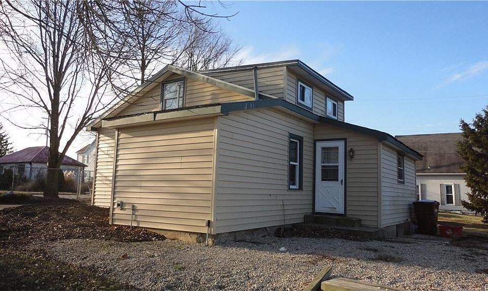 1st image of 188 Railroad St