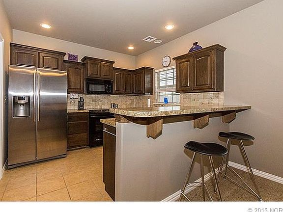 2nd image of 14556 S Kendalwood Blvd E