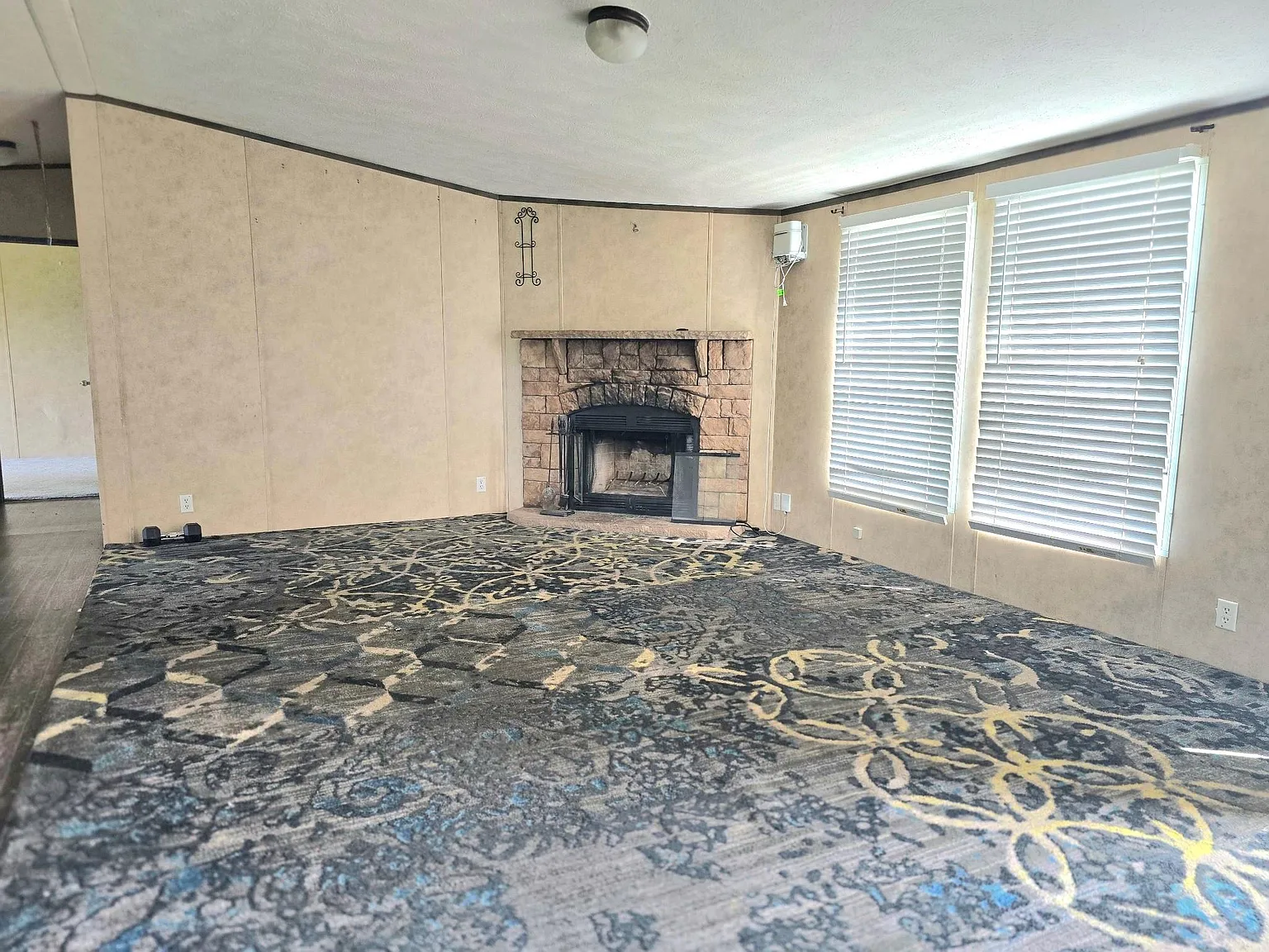 3 bed, 2.0 bath, $1,350 — Photo 3