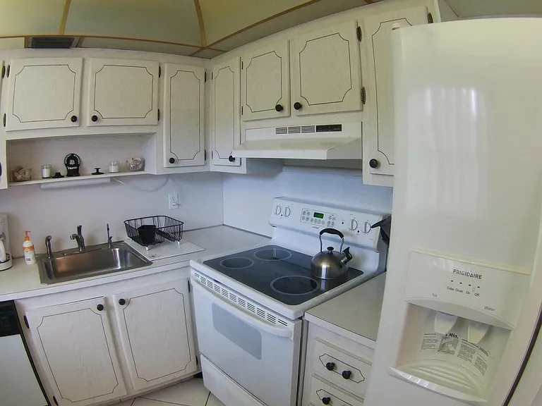 209 Waterford Cir #I — Photo 12