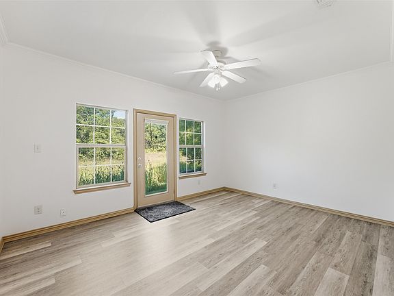 5th image of 1526 Aldra Dr