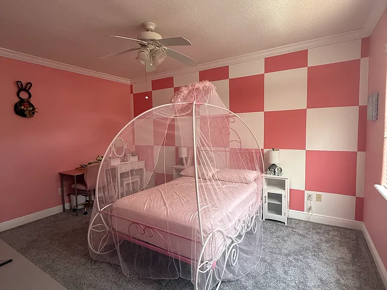 8228 Tivoli Dr — Photo 20