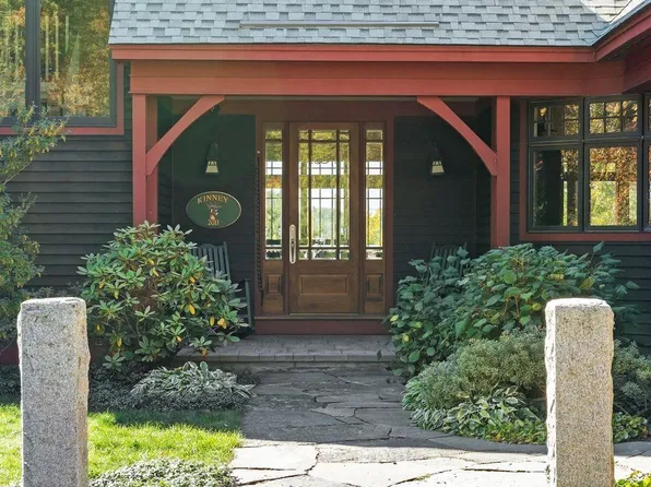 10 Tavern Lane, Lyme, NH 03768