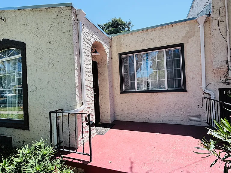 1492 Marin Ave — Photo 2