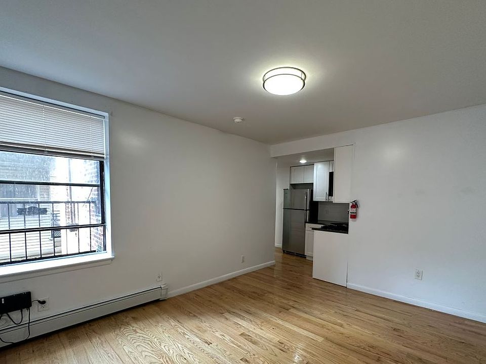 2nd image of 24 Gifford Ave #21