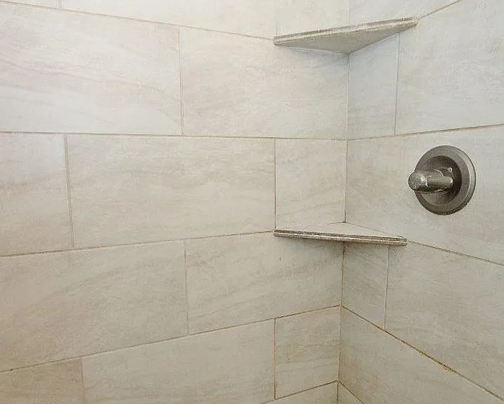 1334 N Gawaine Pl — Photo 17