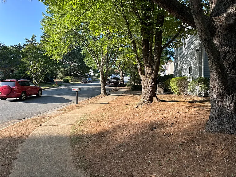 933 Rock Creek Rd — Photo 9