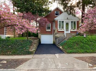 1045 Oak Ave, Cincinnati, OH 45215