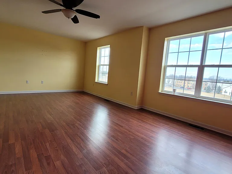 192 Old Schoolhouse Ln — Photo 38