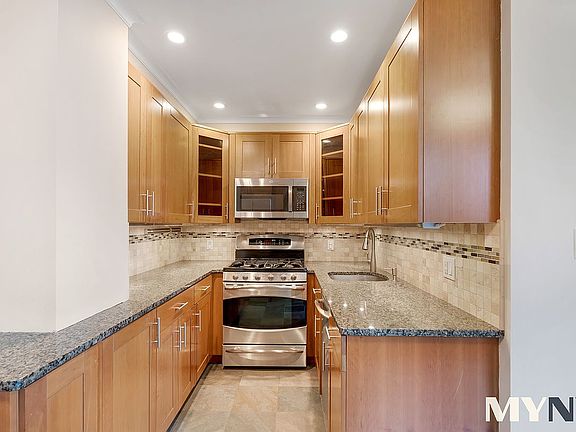 5th image of 1213 Avenue B38