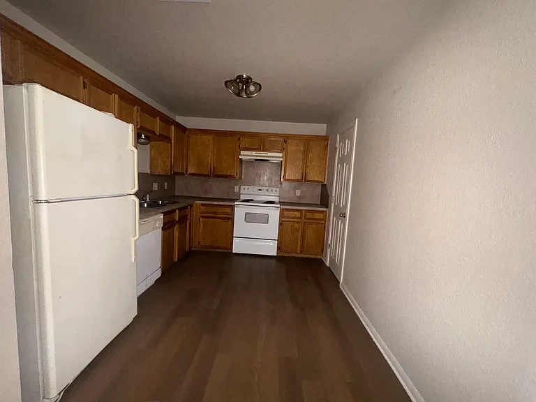 4903 John David Dr #A — Photo 10