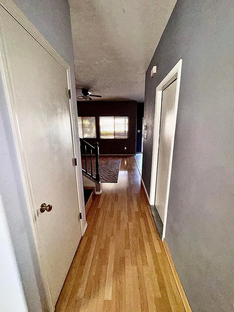 4 bed, 2349 sqft, $2,500 — Photo 4