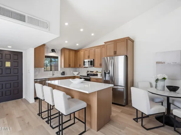 8344 N 21ST Drive #I211, Phoenix, AZ 85021