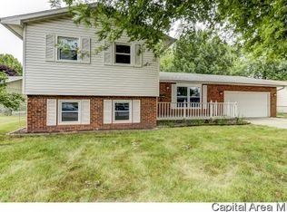 1112 Interlacken Rd, Springfield, IL 62704