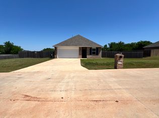 9780 Abington Cir, Edmond, OK 73025