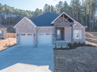 2695 Overcup Dr, Conway, AR 72034