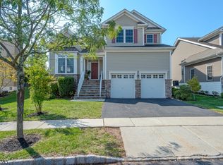 8 Comstock Ln, Montgomery Twp., NJ 08558