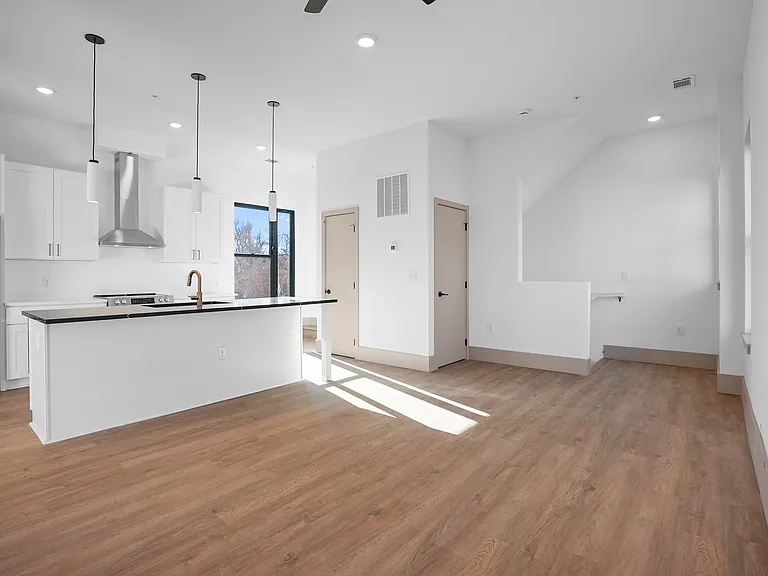 The Collection at 31st Street — Photo 12