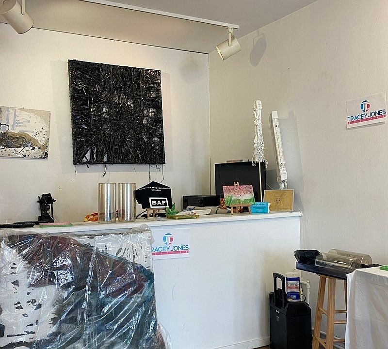 2nd image of 210 24th St #1