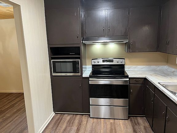 4th image of 322 Fagan Ln
