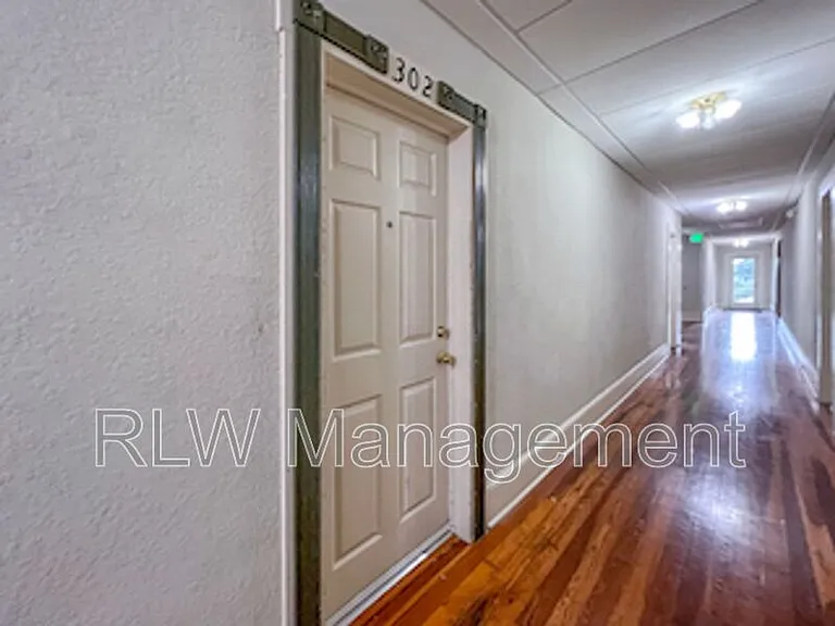 11 N Central Ave — Photo 8
