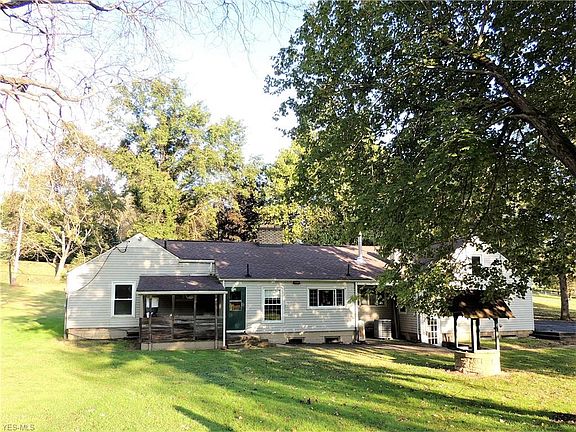 5th image of 16255 Park Way