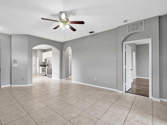 3rd image of 9872 SW Glenbrook Drive