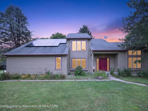 1260 Leeward Dr, Okemos, MI 48864