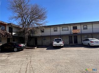 1706 N Interstate Highway 35 #9, San Marcos, TX 78666