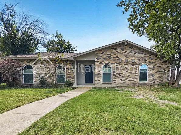 3409 Livingston Ln, Carrollton, TX 75007