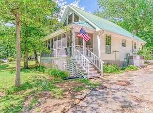 28 Seal Ln, Russellville, AL 35653