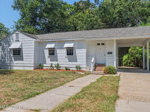 341 East Dr, Biloxi, MS 39531