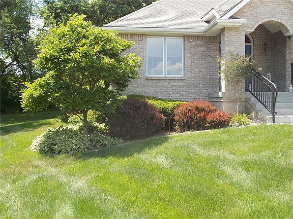 2nd image of 3506 London Ct