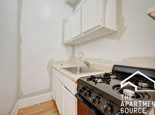 6818 N Wayne Ave APT 1, Chicago, IL 60626