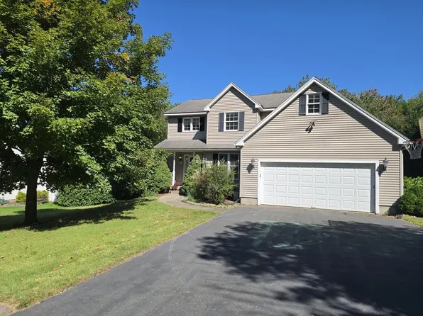 3 Rita Mary Way, Westfield, MA 01085