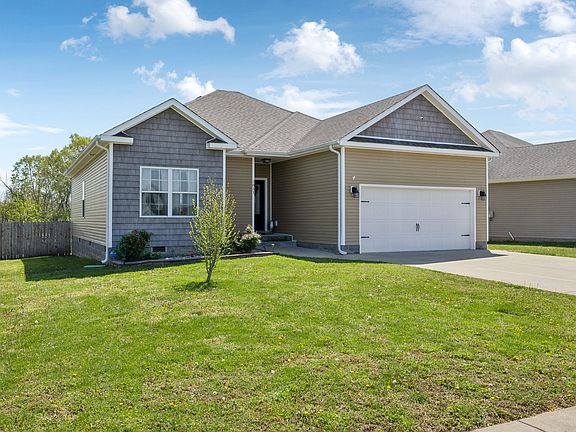 4th image of 1851 Camelot Dr