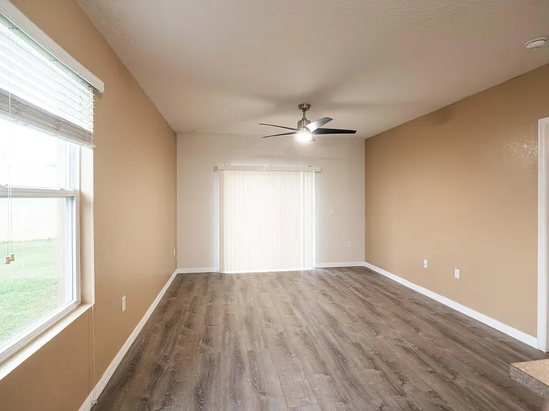 2nd Living Room