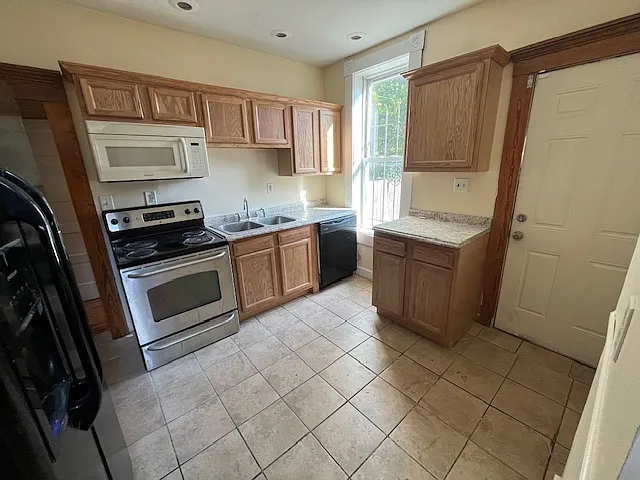 1299 Franklin Ave #1299 — Photo 13