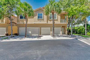 Building Photo - 152 Village Blvd #H
