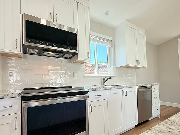 205 Barbara Ct #A — Photo 14