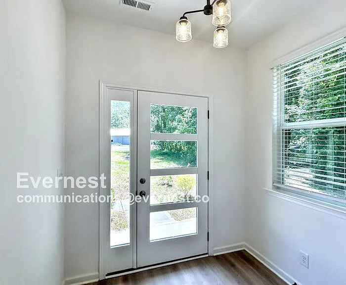 630 Austin Dr — Photo 8