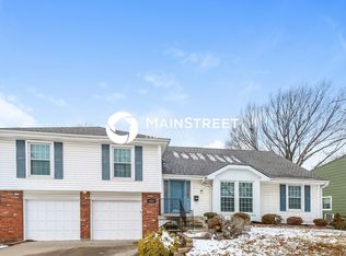 6828 N Overland Dr, Kansas City, MO 64151
