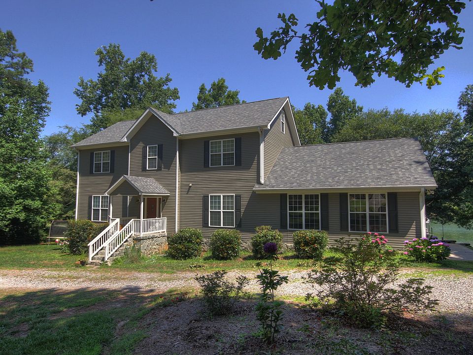 1st image of 124 Lucent Ln