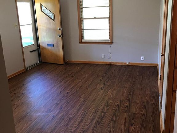 2nd image of 725 E 5th Ave #725