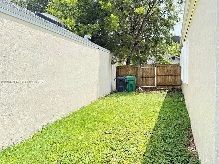 10113 SW 223rd Ter — Photo 13