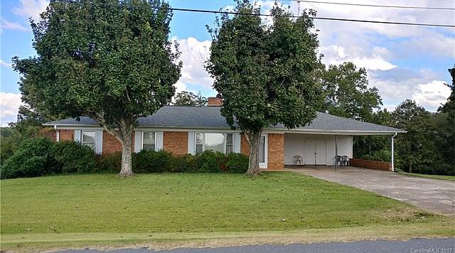 1st image of 915 Candy Dr
