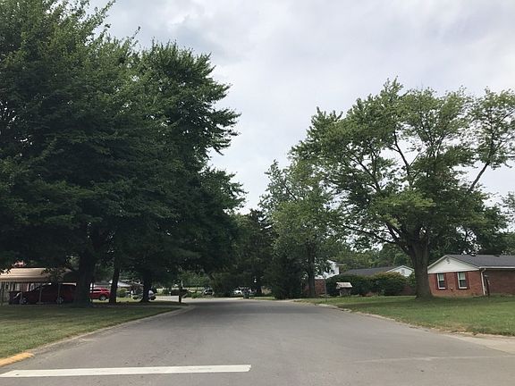 4th image of 734 Brookhaven Dr