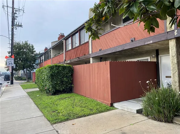 15819 Prairie Ave, Lawndale, CA 90260