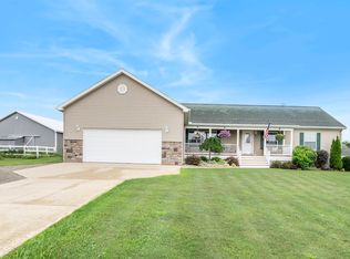 1551 Clearview Ln, Gaylord, MI 49735